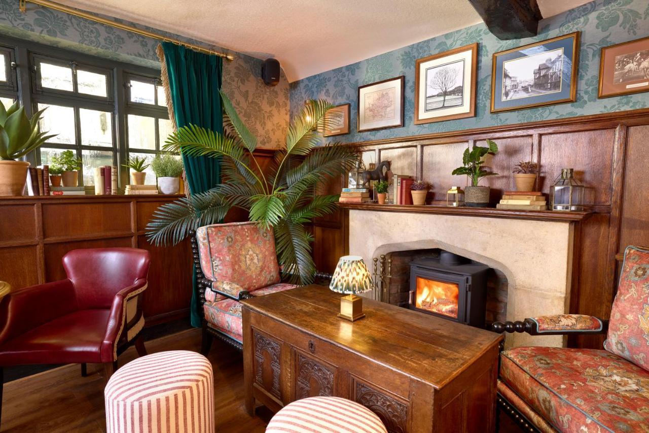הרטפורד Salisbury Arms Hotel מראה חיצוני תמונה