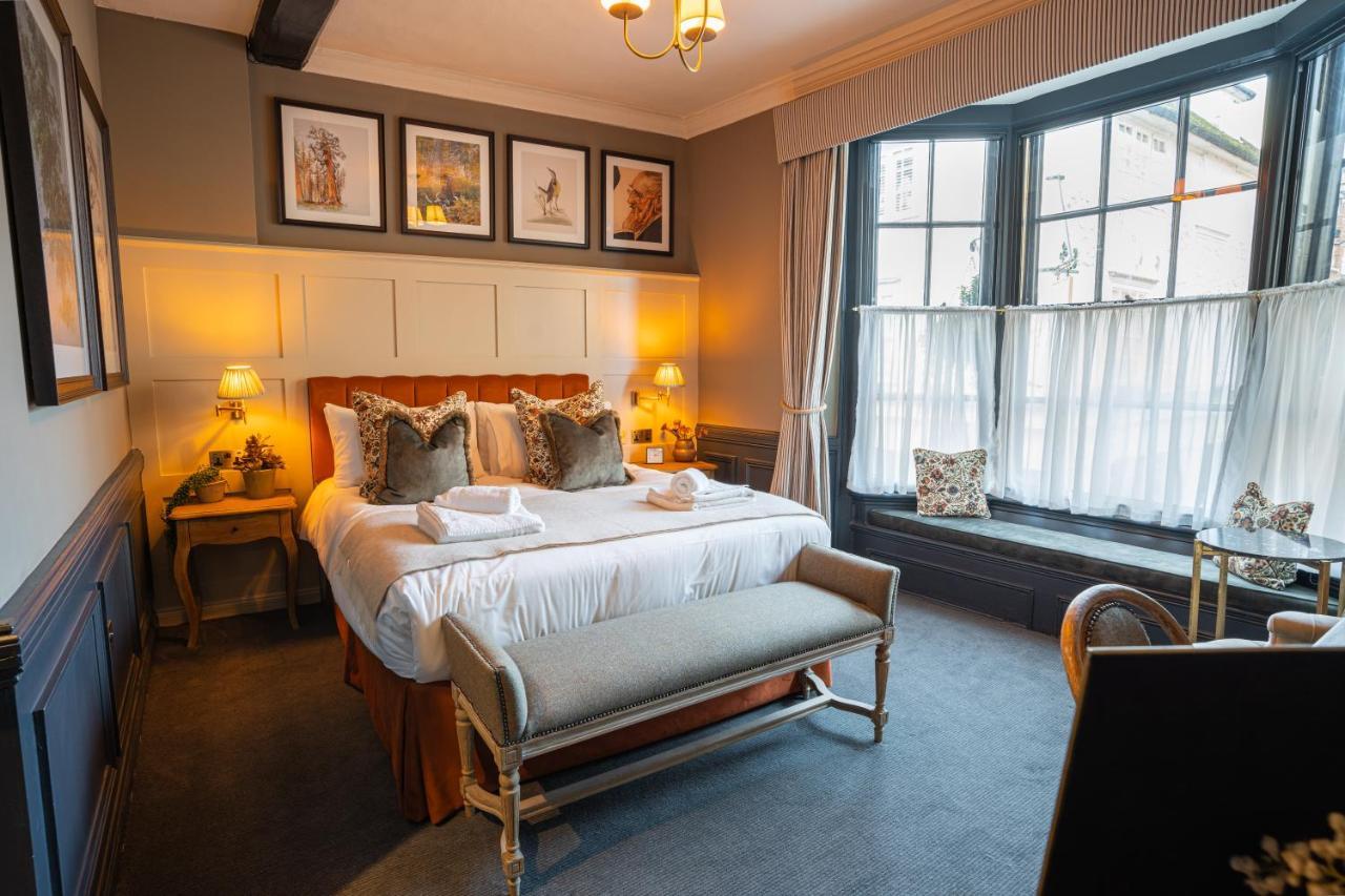הרטפורד Salisbury Arms Hotel מראה חיצוני תמונה