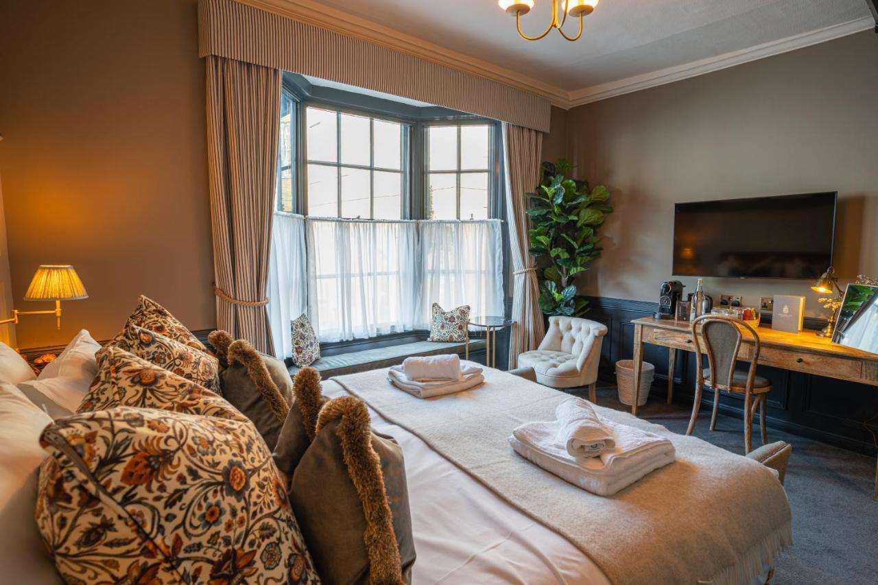 הרטפורד Salisbury Arms Hotel מראה חיצוני תמונה