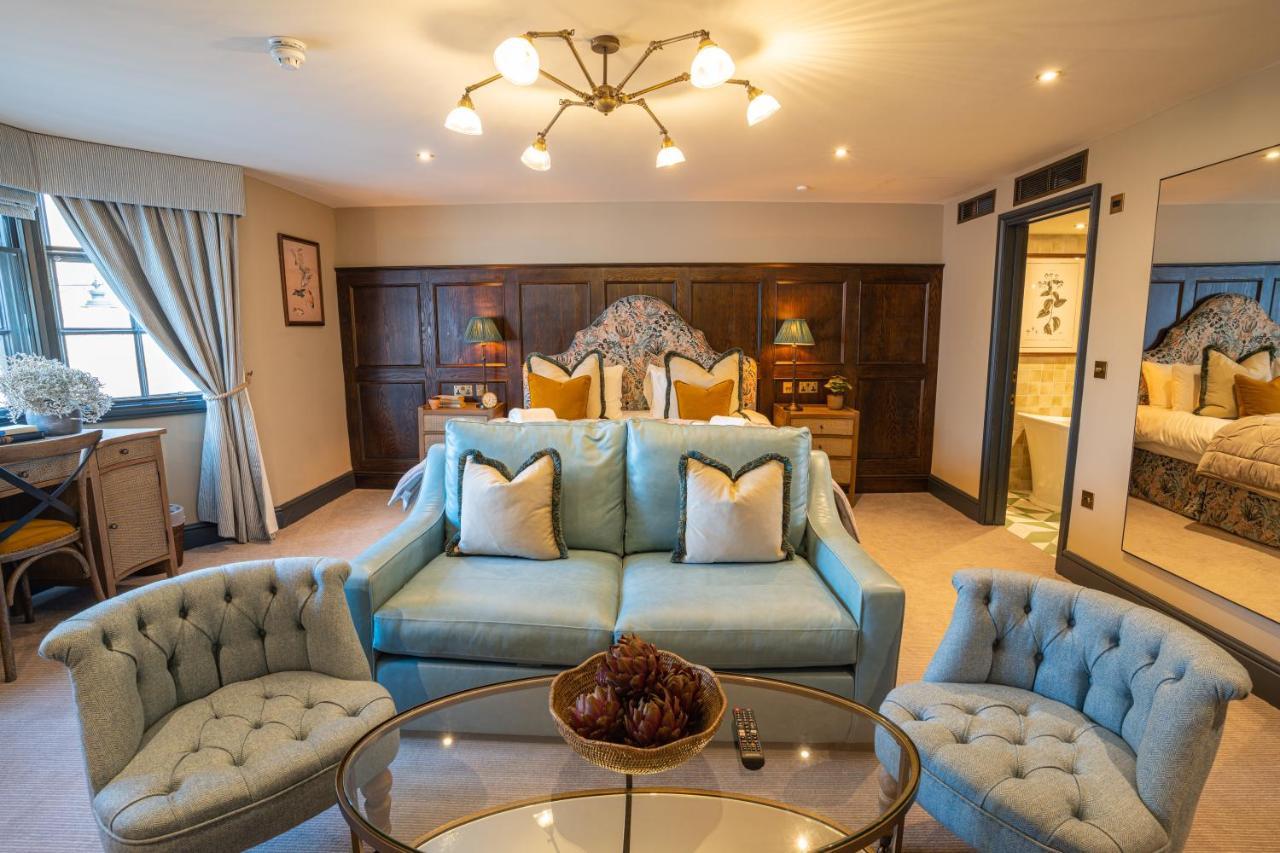הרטפורד Salisbury Arms Hotel מראה חיצוני תמונה
