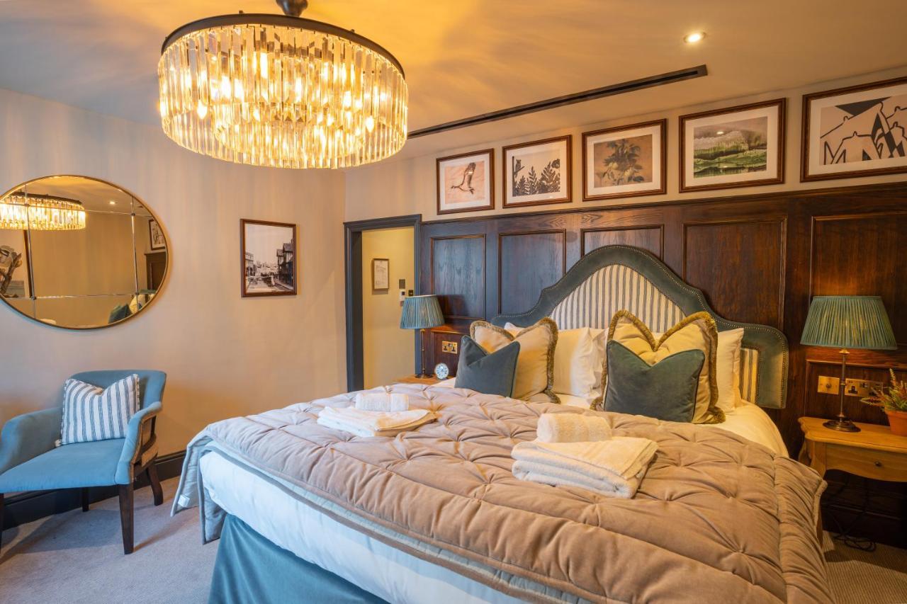 הרטפורד Salisbury Arms Hotel מראה חיצוני תמונה