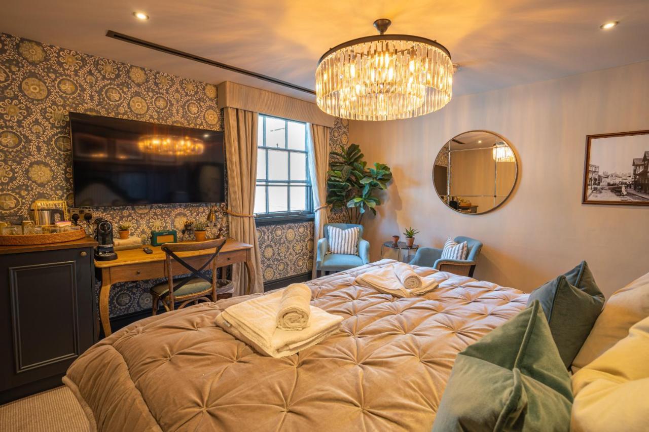 הרטפורד Salisbury Arms Hotel מראה חיצוני תמונה