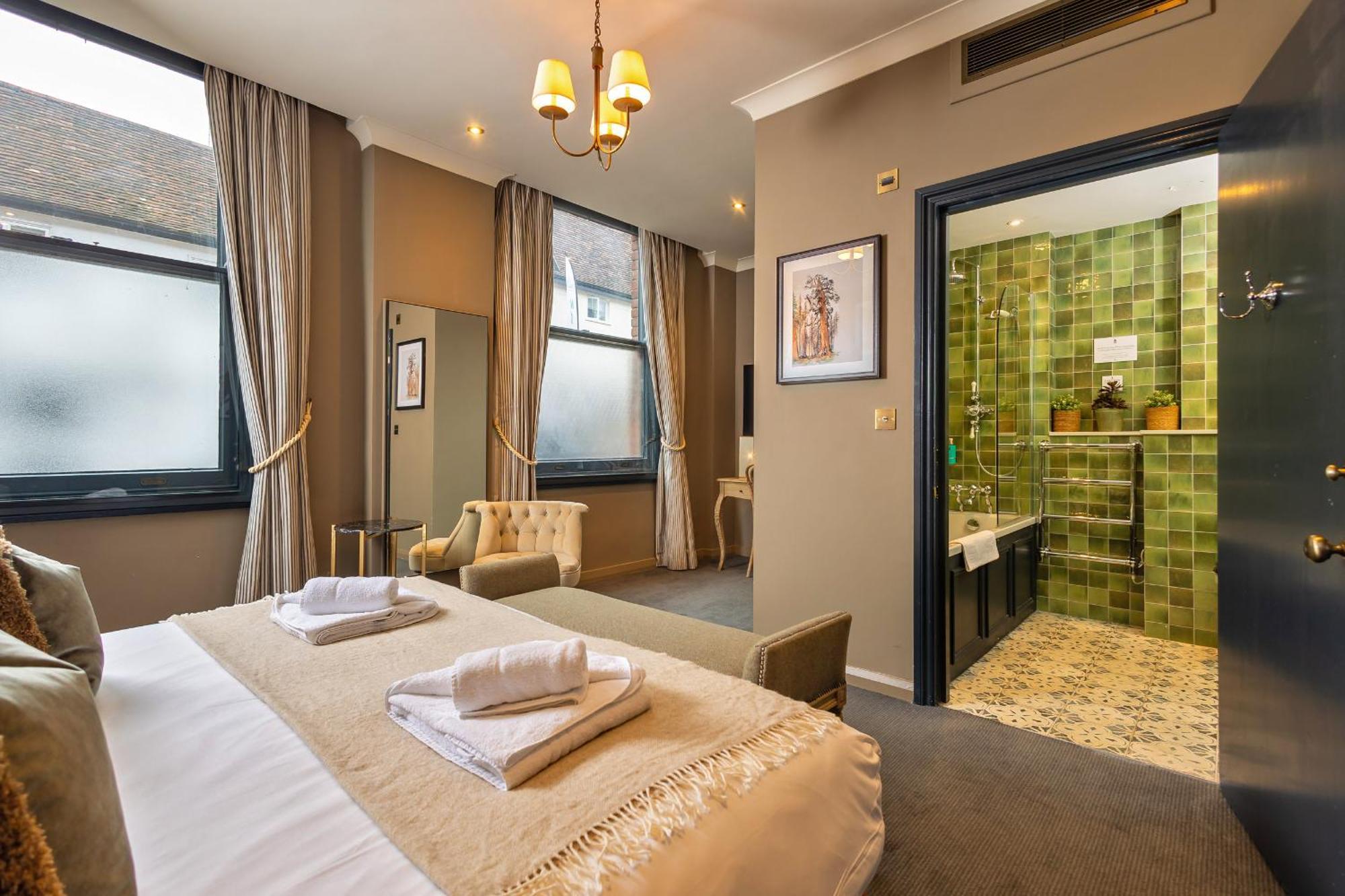 הרטפורד Salisbury Arms Hotel מראה חיצוני תמונה