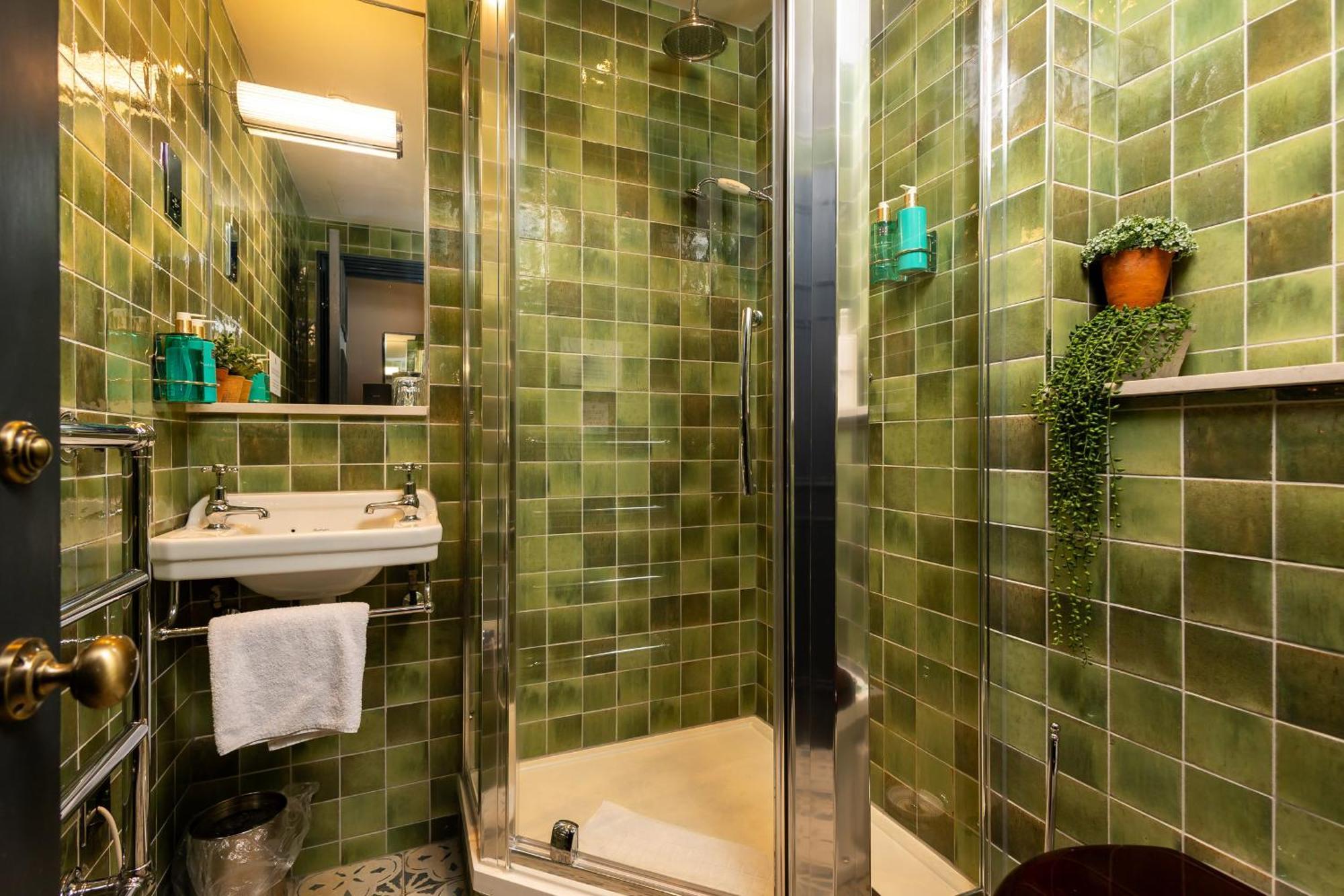 הרטפורד Salisbury Arms Hotel מראה חיצוני תמונה